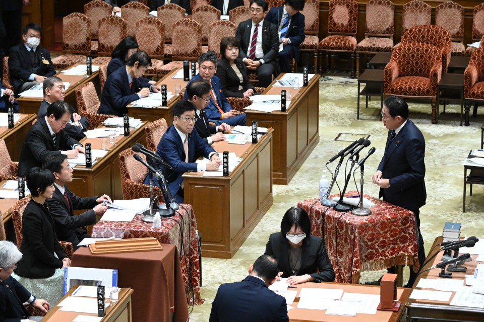 衆院予算委員会 近藤和也