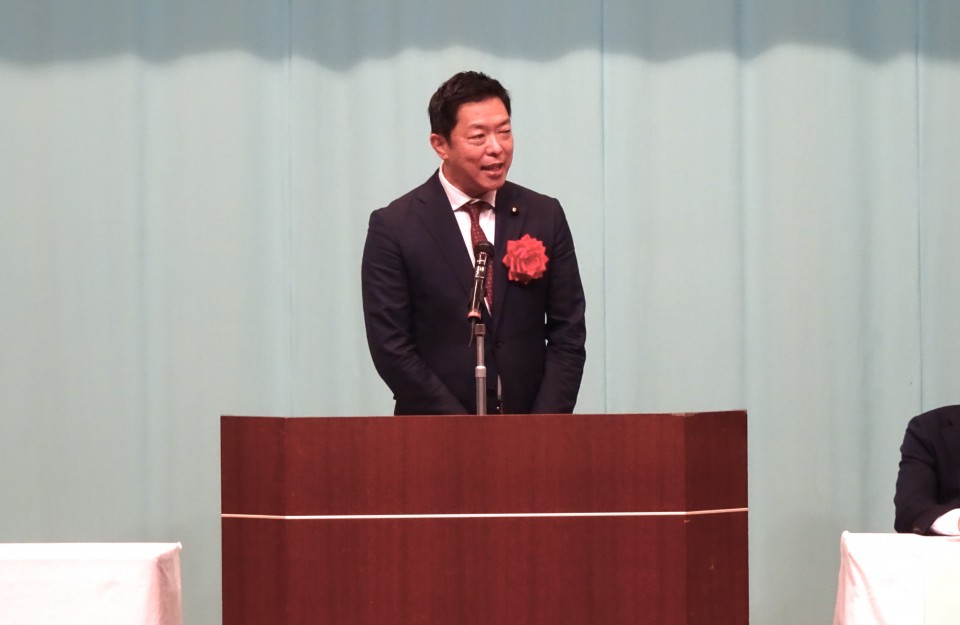 荒井優