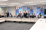 常任幹事会　泉健太