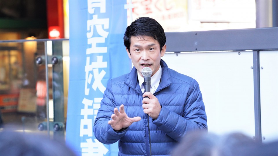 小川淳也2.jpg