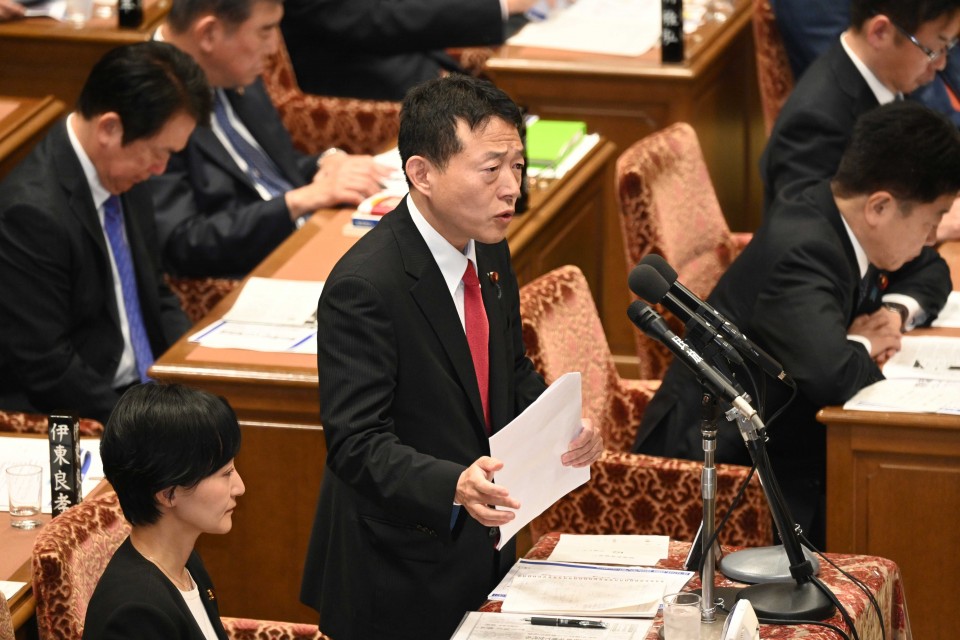 衆院予算委員会 近藤和也