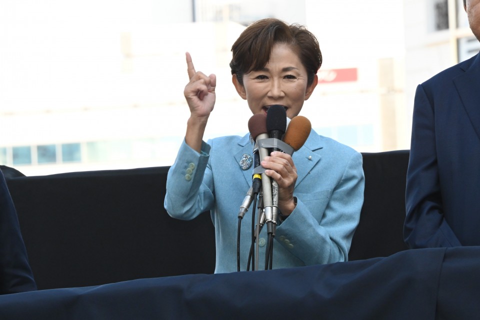 鎌田さゆり