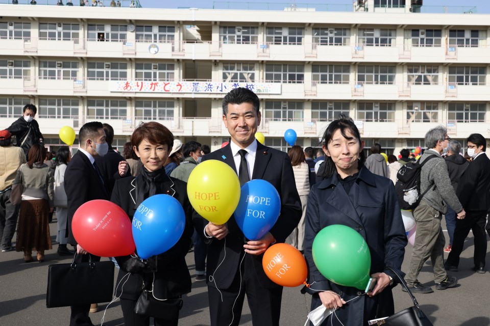 左から、鎌田衆院議員、泉代表、鈴木仙台市議 20230311_145929_01_rez.JPG