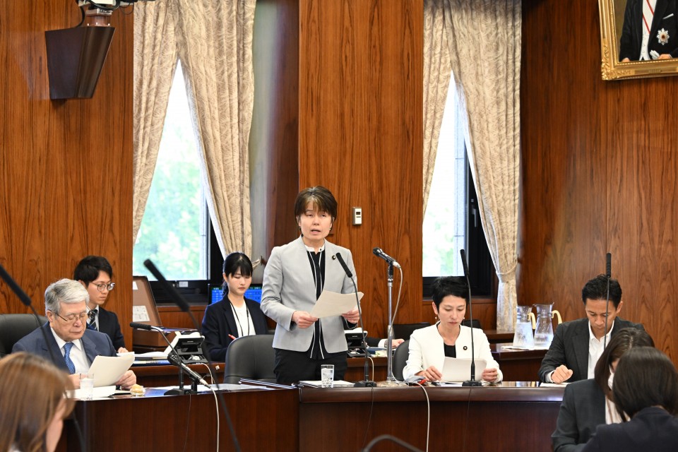 参院政治倫理審査会　吉川沙織　蓮舫