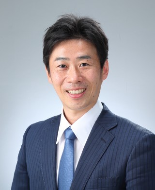 山﨑しんのすけ