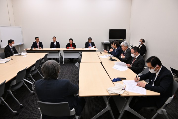 島政策PT　有人国境離島法の改正案
