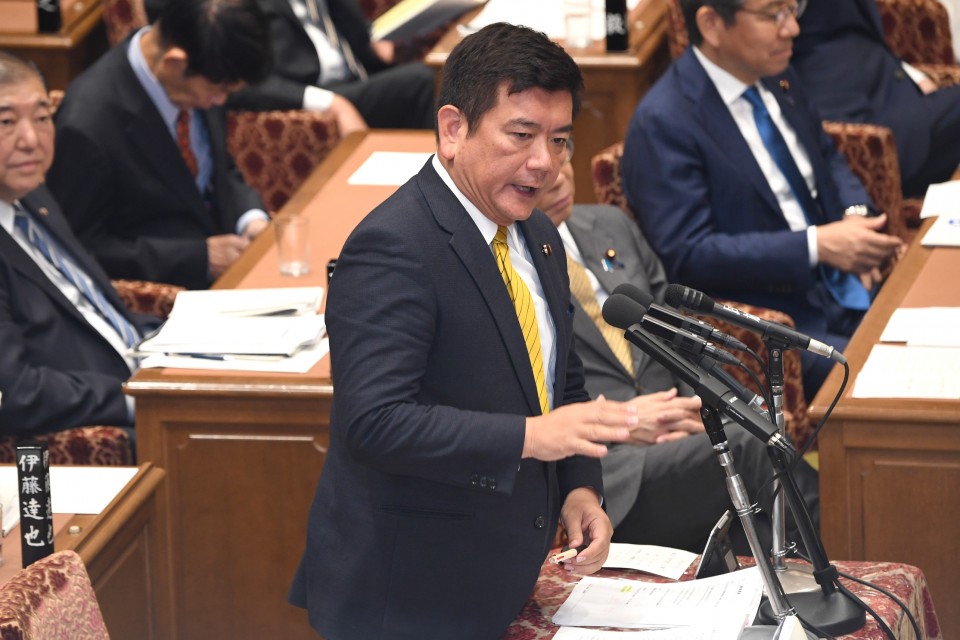 森山浩行