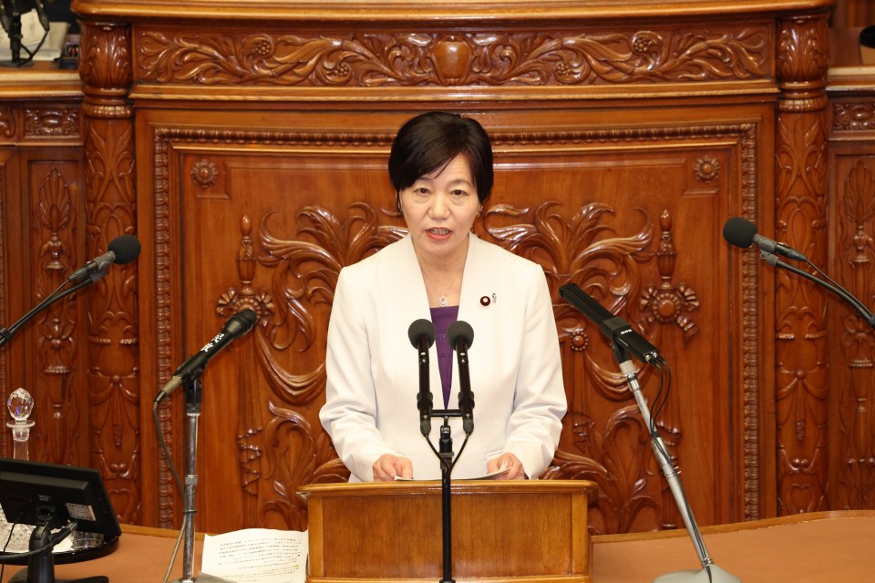 堤かなめ 衆院本会議 盛山文部科学大臣不信任決議案