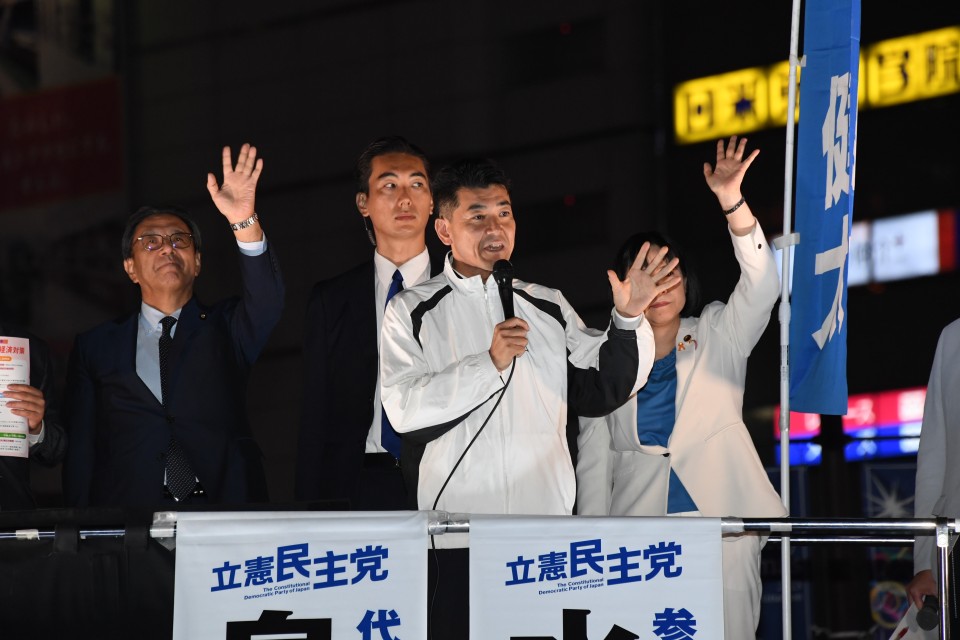 泉健太 水岡俊一