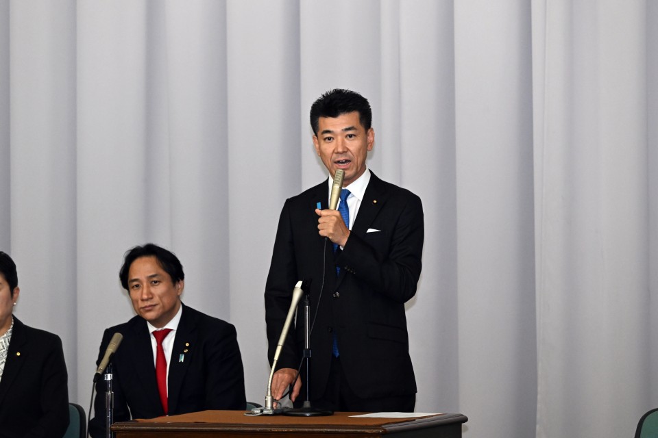 泉健太 川田龍平