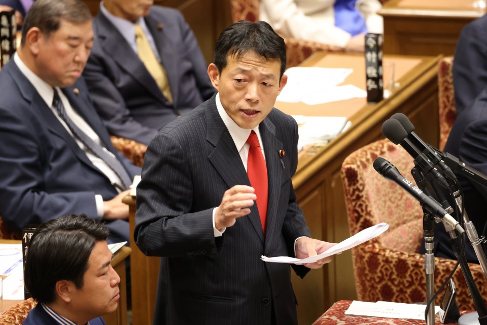 衆院予算委員会 近藤和也