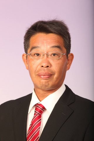 岸みちぞう