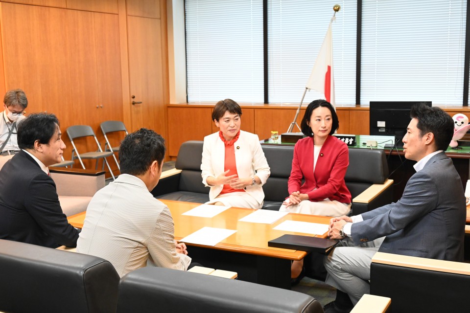 職場における熱中症対策の徹底を求める要請 高木真理 田島麻衣子 川田龍平 奥村政佳