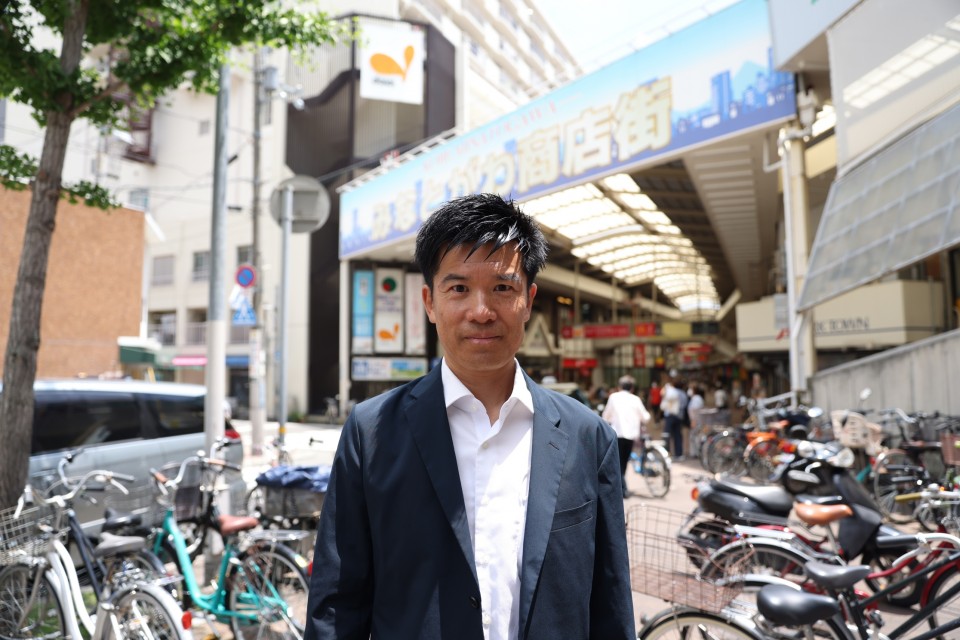湊川商店街にて 舩川治郎