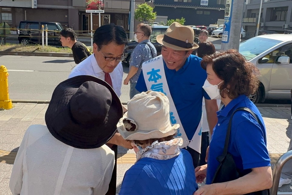 荒井ゆたか(北海道第3区)_230723_3_re_rez.jpg