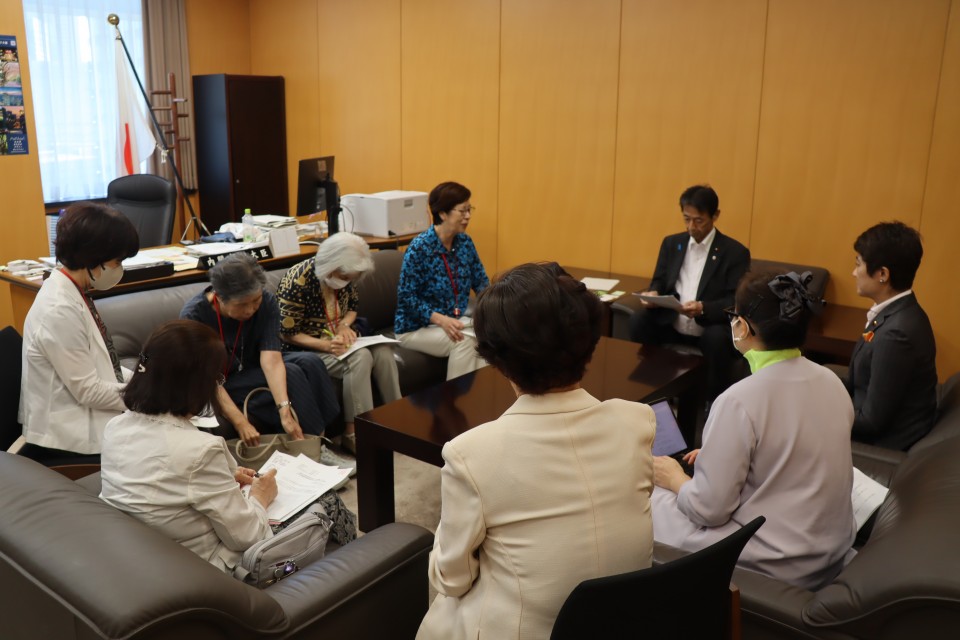 女性差別撤廃条約選択議定書の批准を求める要請 西村智奈美