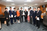 大西健介　早稲田ゆき　柚木道義　西村智奈美　山井和則　井坂信彦　中島克仁　高木真理　石川大我　小林製薬　紅麹