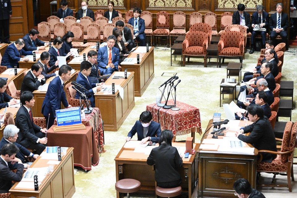 衆院予算委員会 泉健太
