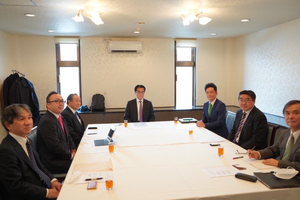 20230223岡田幹事長 秋田県 県連意見交換会.jpg