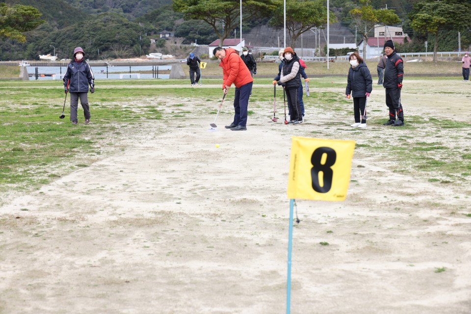 山田勝彦