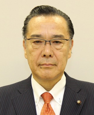 小山征三