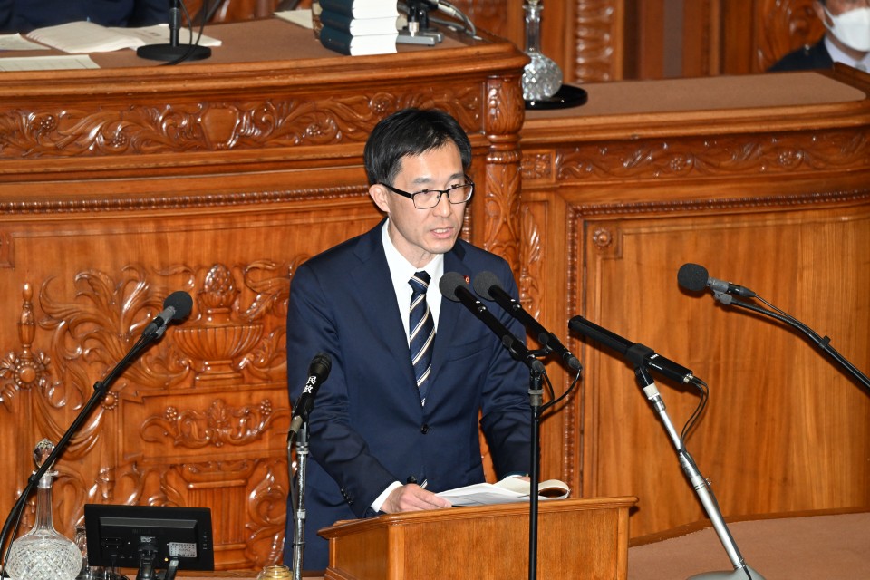 小山展弘　本会議