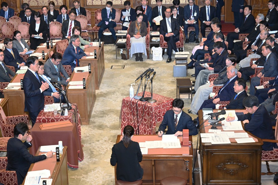 衆院予算委員会 岡田克也