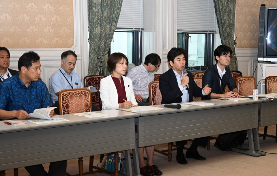 旧統一教会被害対策本部 国対ヒアリング 山井和則 古賀千景 柚木道義