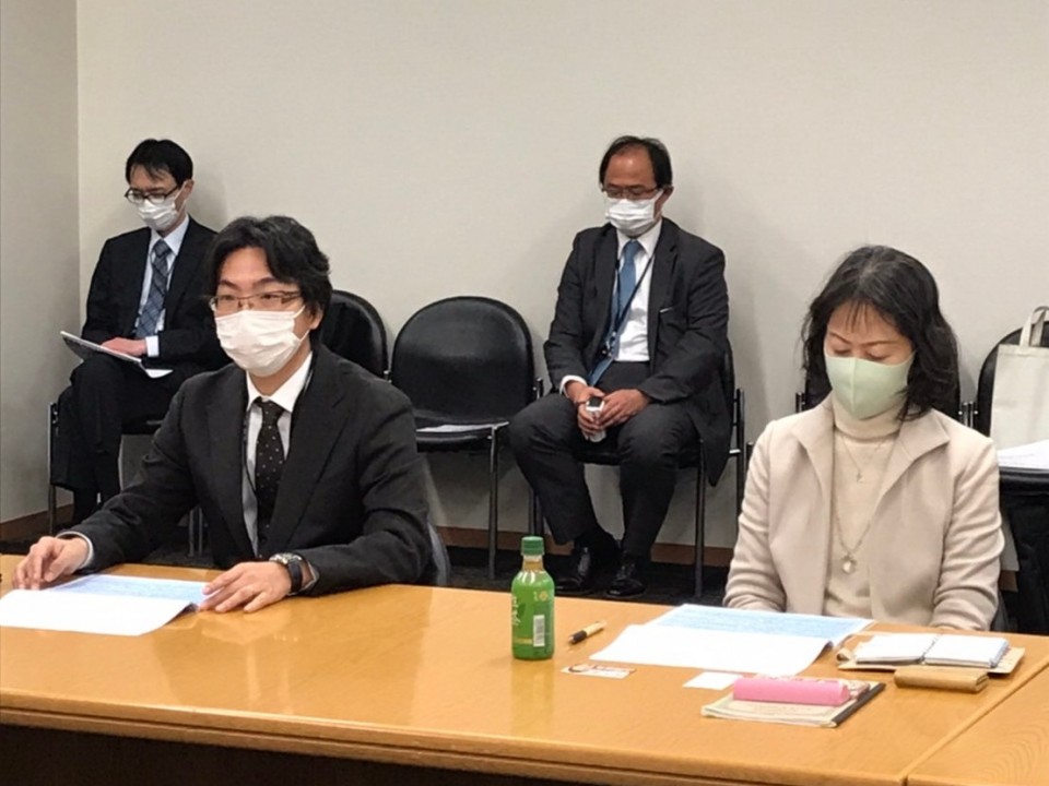 左からJEC総研林公太郎副代表、JEC連合安原三紀子副会長 EZ_re_rsz.jpg