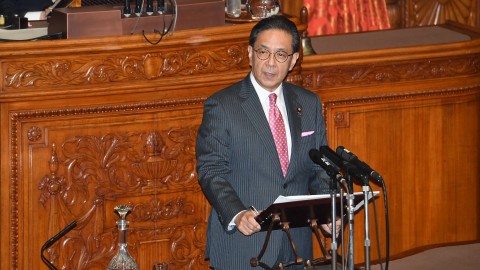 参院本会議　水岡俊一