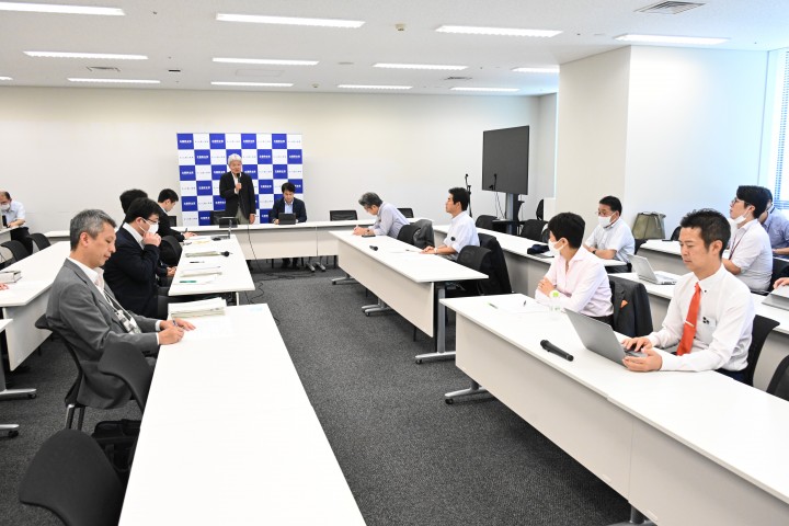 逢坂誠二　奥野総一郎　マイナンバー在り方検討プロジェクトチーム