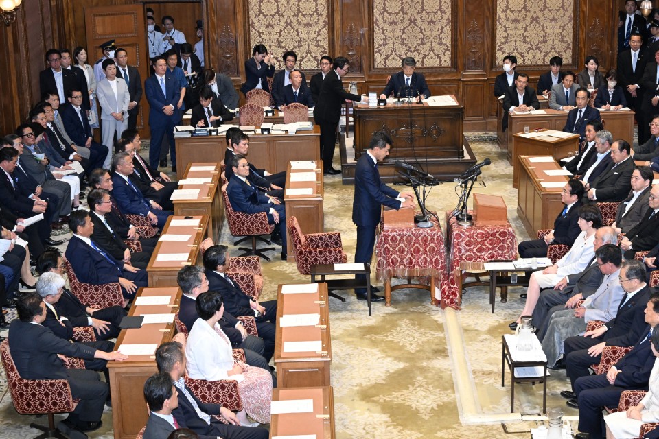党首討論 国家基本政策委員会 泉健太
