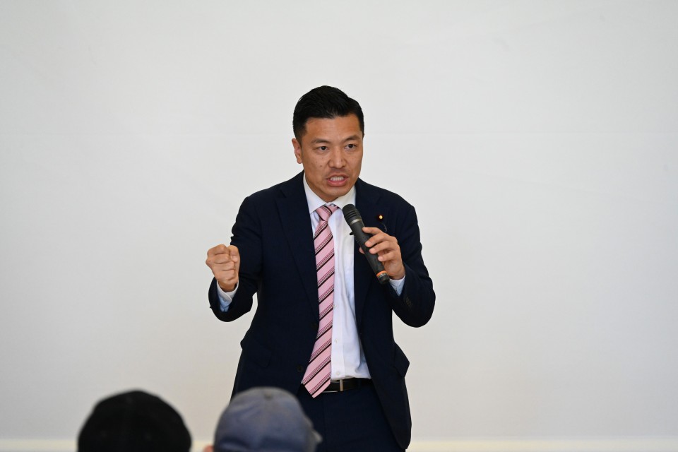 山田勝彦