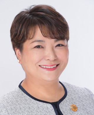 柳田あゆ