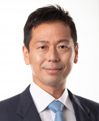 田倉俊輔
