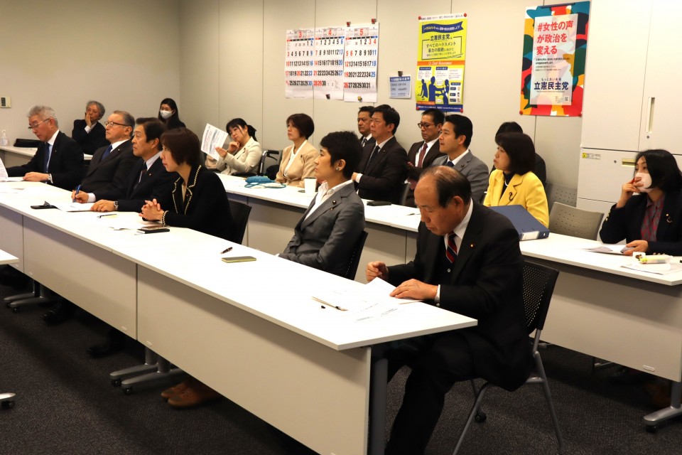 西村智奈美 菊田真紀子 中川正春 牧義夫 福田昭夫 坂本祐之輔 岡本あき子 桜井周 荒井優 宮口治子 古賀千景