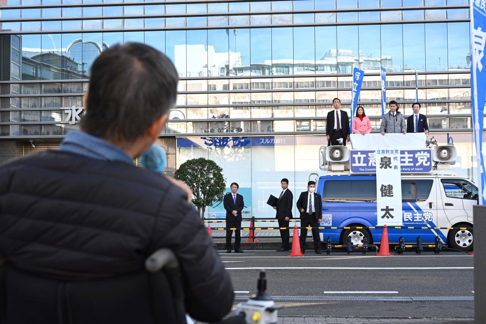 泉健太　源馬謙太郎　高橋美穂