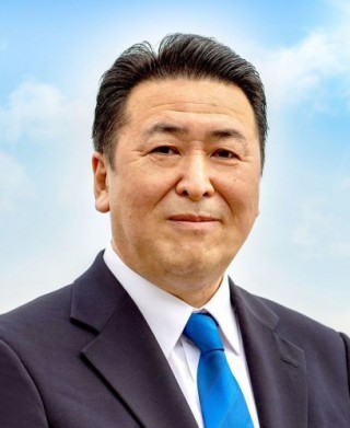 秋山賢治