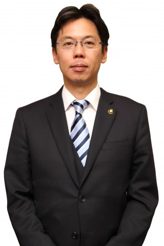 中小路健吾