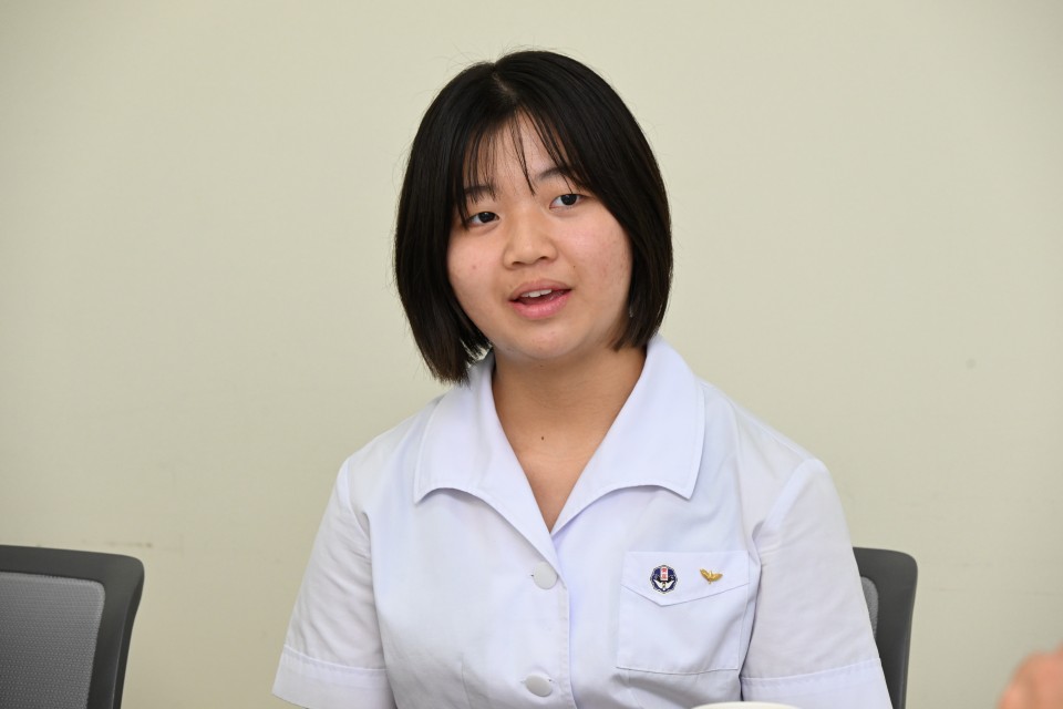 ■安野美乃里 (やすの・みのり)さん 長崎東高等学校3年/第25代高校生平和大使/2023NY派遣高校生平和大使/諫早市出身 安野さん.JPG