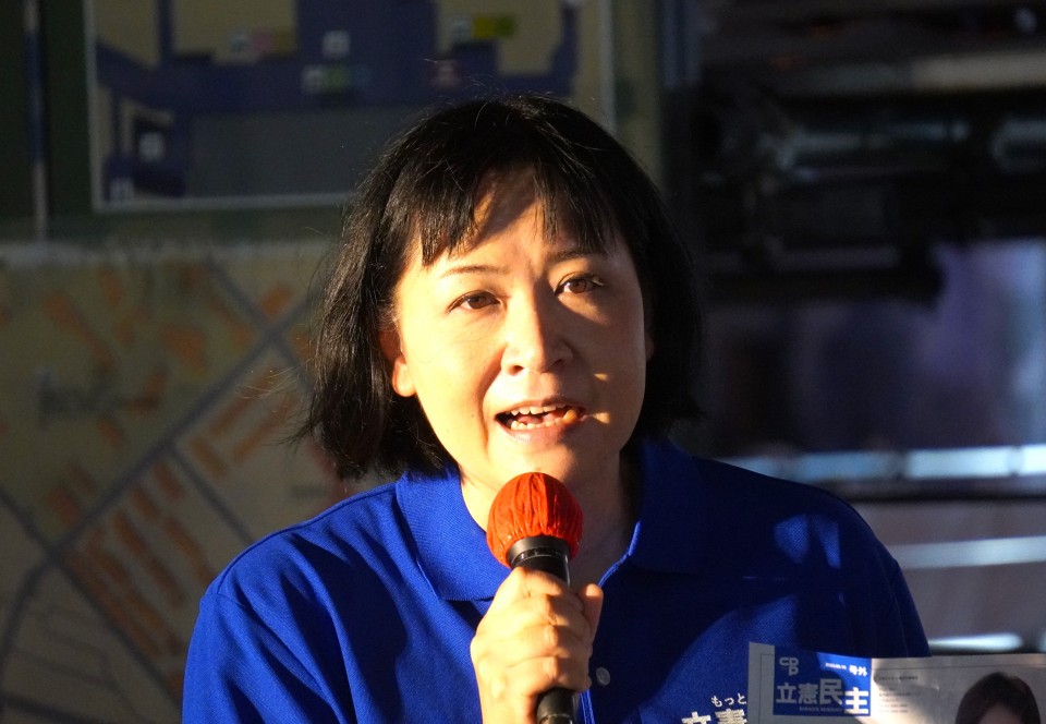 岸真紀子