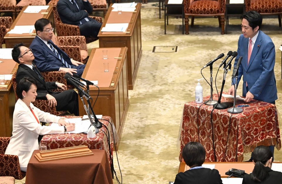 吉田はるみ 衆院政治改革特別委員会 落合貴之