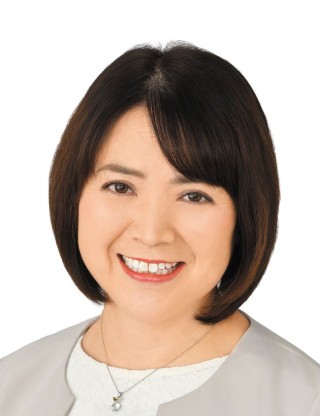 大越とみ子