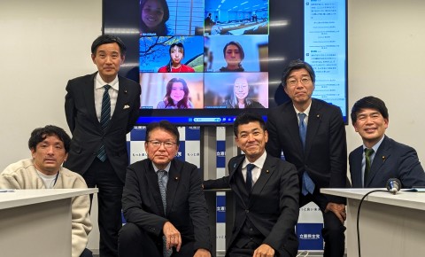 未来世代委員会　泉健太　長妻昭　田嶋要　山崎誠　大西健介