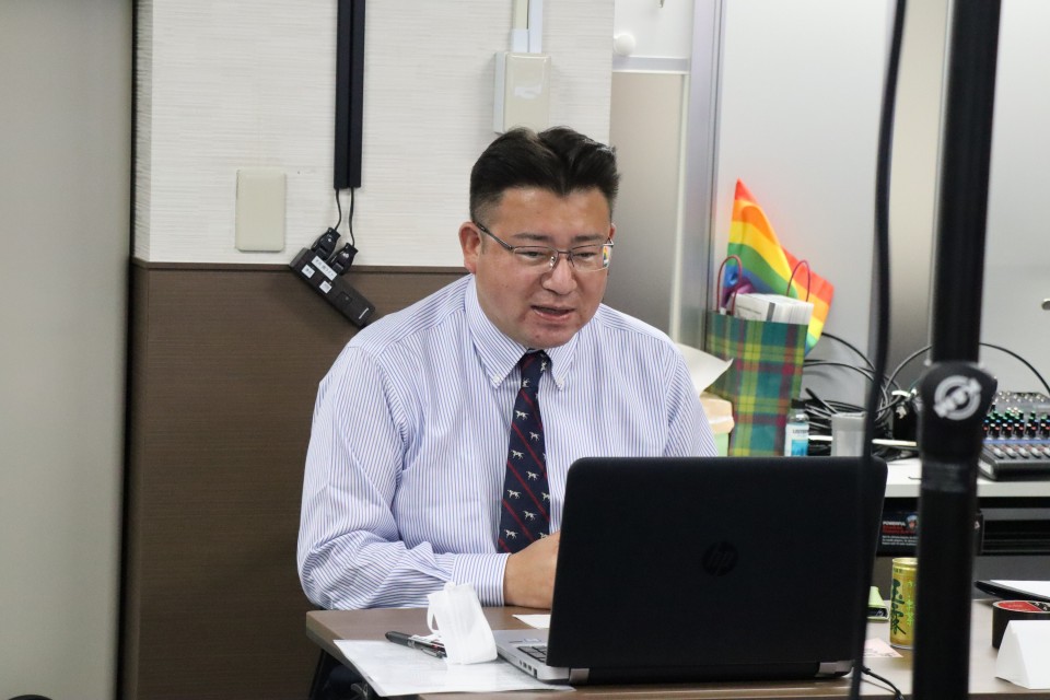 つながる本部事務局長の渡辺創衆院議員 IMG_3726.JPG