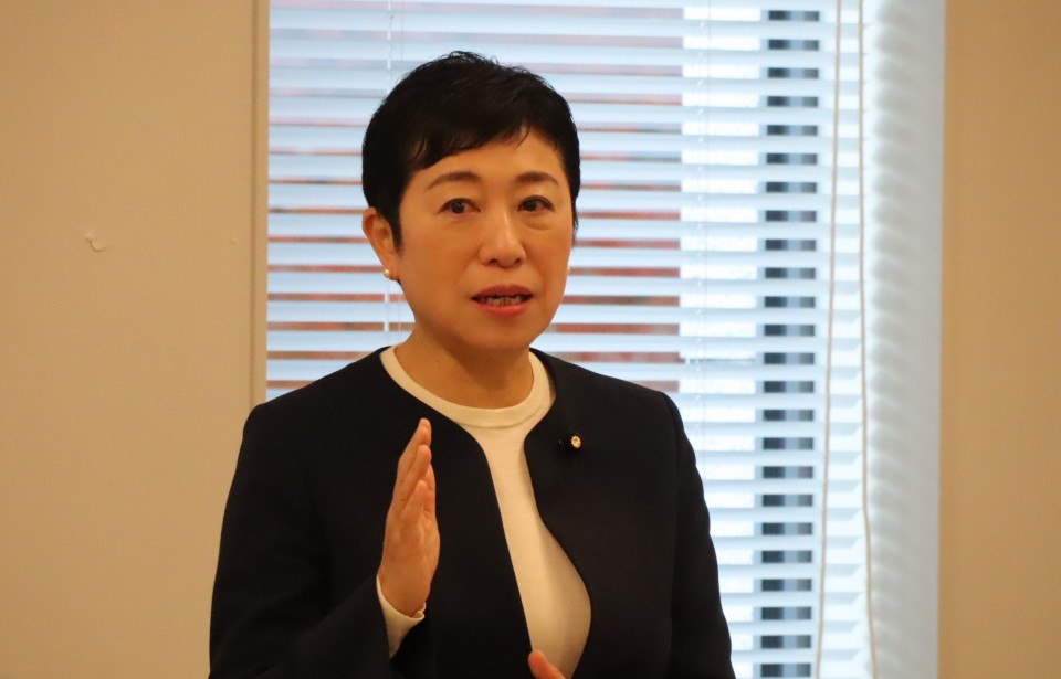 3 辻󠄀元清美ジェンダー平等推進本部長.JPG