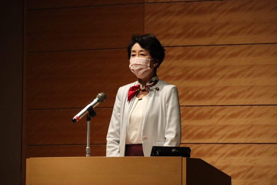 早稲田夕季・同PT事務局長 IMG_0011.JPG