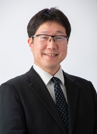 植田圭介