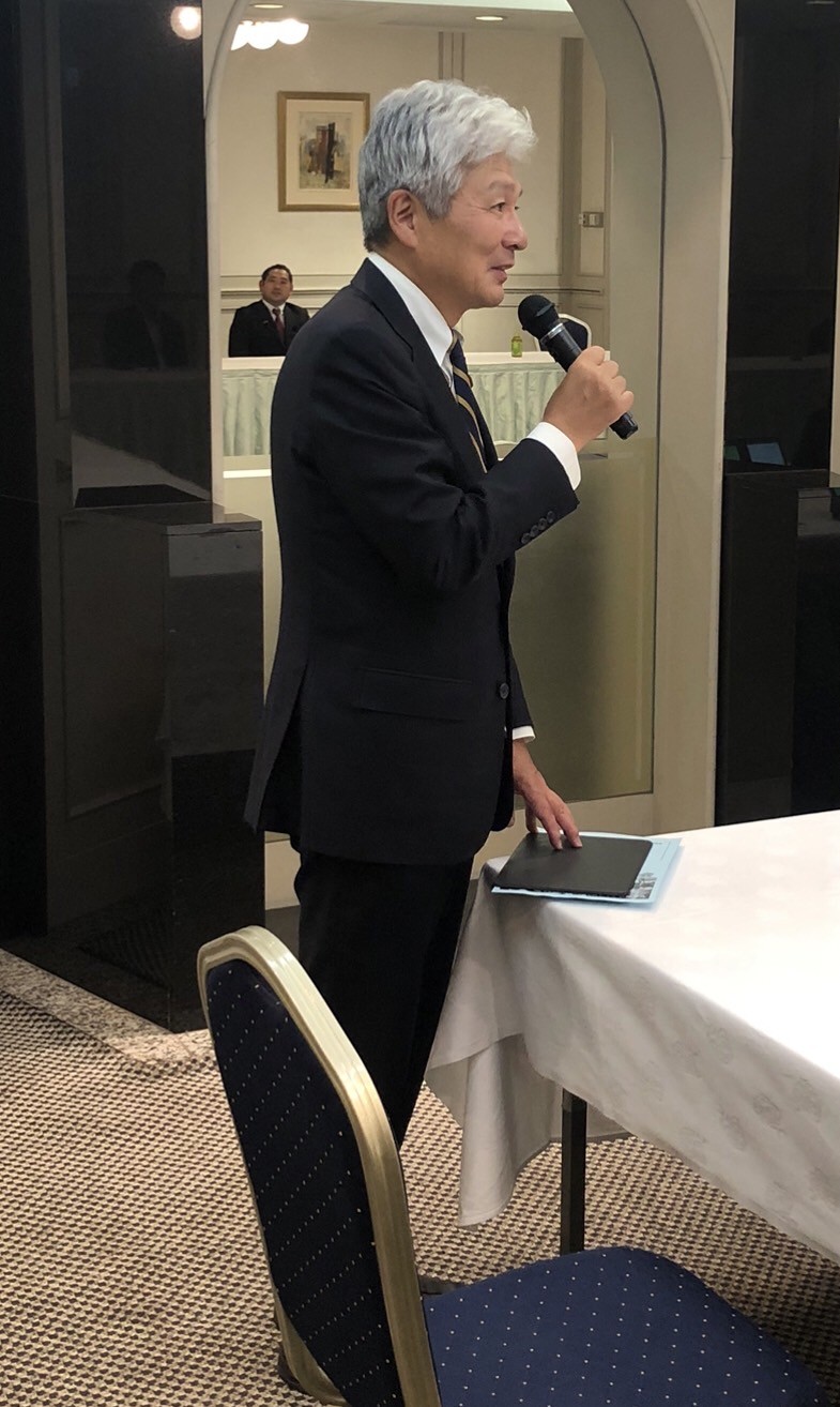 逢坂誠二代行写真.jpg